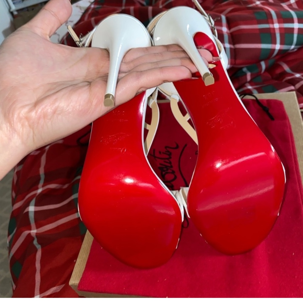 Christian louboutin 38.5 sandals brand new never worn